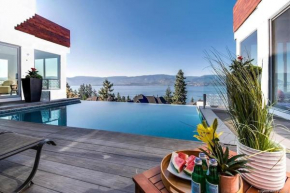 The Infinity Villa I Pool I Theatre I Games I Deck